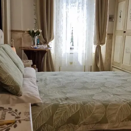 Bed & Breakfast The 4*