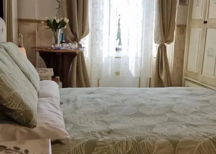 Bed & Breakfast The 4*